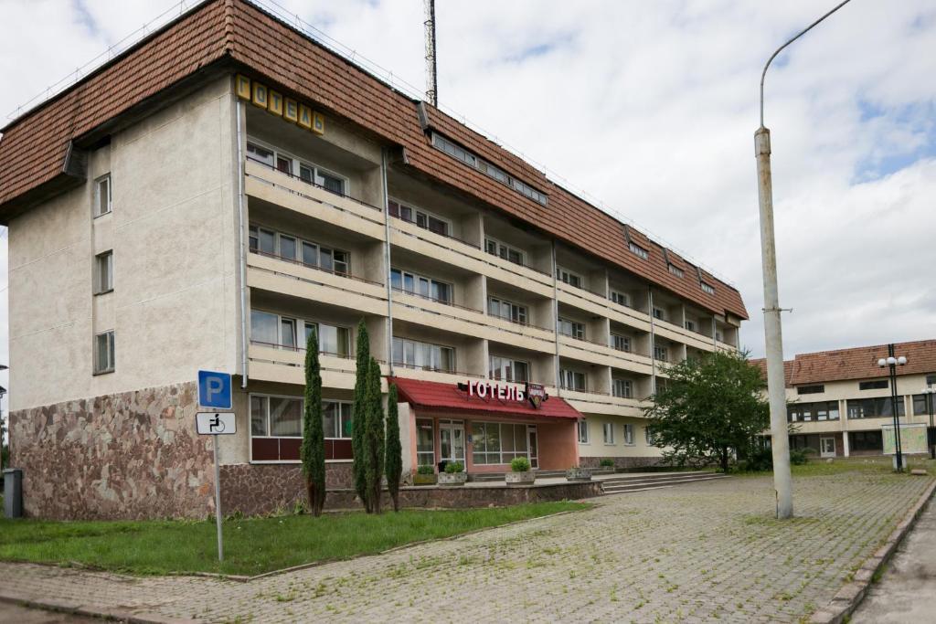 Banderstadt Hotel Ivano-Frankivs'k Exterior photo